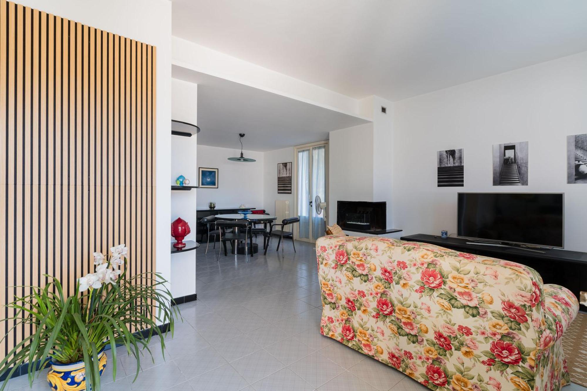 Intera Casa Ad Uso Esclusivo Con 3 Camere 2 Bagni Giardino Wifi Parcheggio Lavatrice Microonde Barbecue Macchina Caffe Tuglie Buitenkant foto