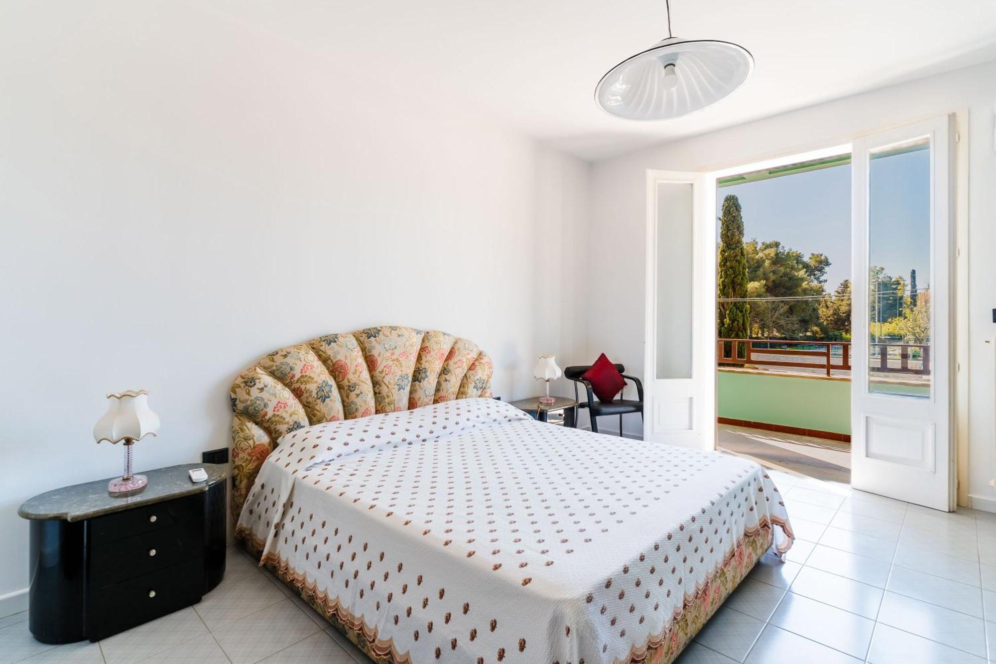 Intera Casa Ad Uso Esclusivo Con 3 Camere 2 Bagni Giardino Wifi Parcheggio Lavatrice Microonde Barbecue Macchina Caffe Tuglie Buitenkant foto